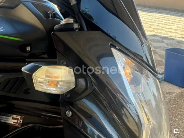 Kawasaki ER-6n - Vista 5