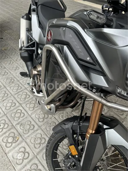 Honda CRF1100L Africa Twin - Vista 3