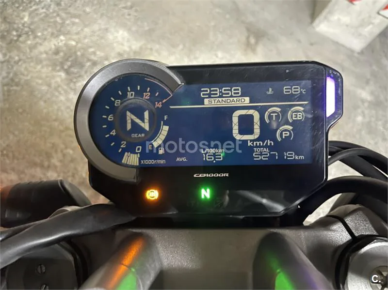 Honda CB1000R - Vista 4