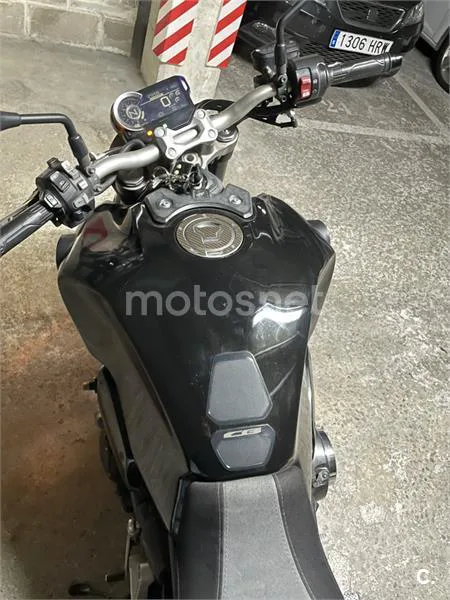 Honda CB1000R - Vista 6