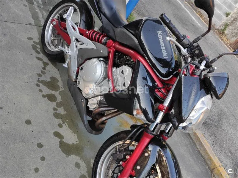 Kawasaki ER-6n - Vista 3