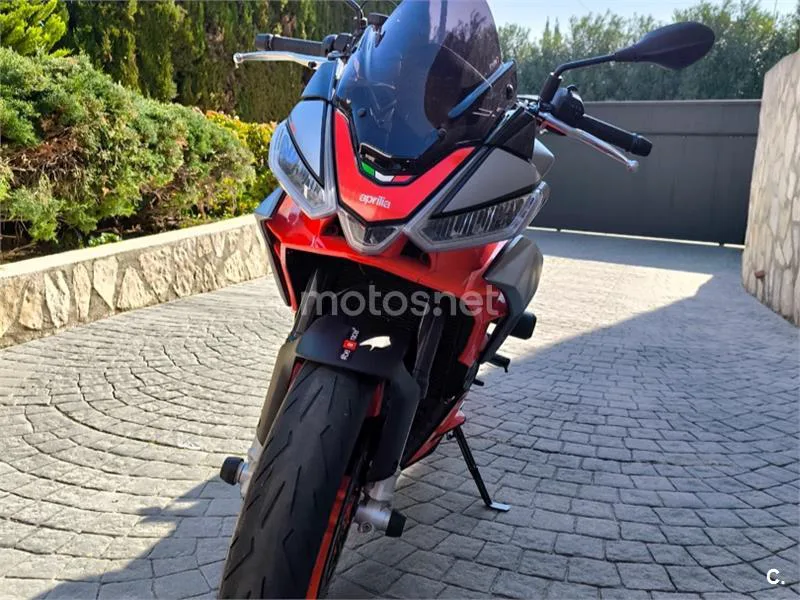 Aprilia Tuono 660 - Vista 3