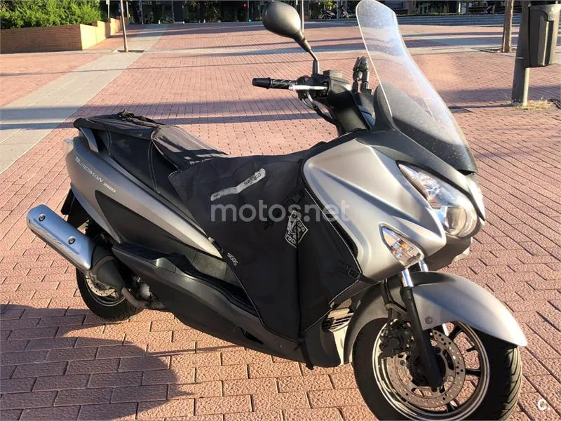Suzuki Burgman 200 1800 € 2015 Madrid - 2