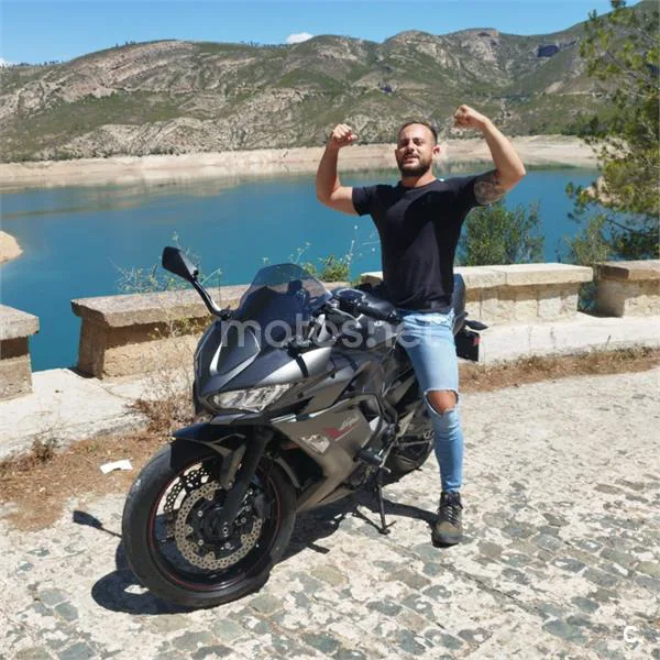 Kawasaki Ninja 650 - Vista 16