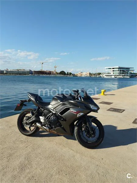 Kawasaki Ninja 650 - Vista 9