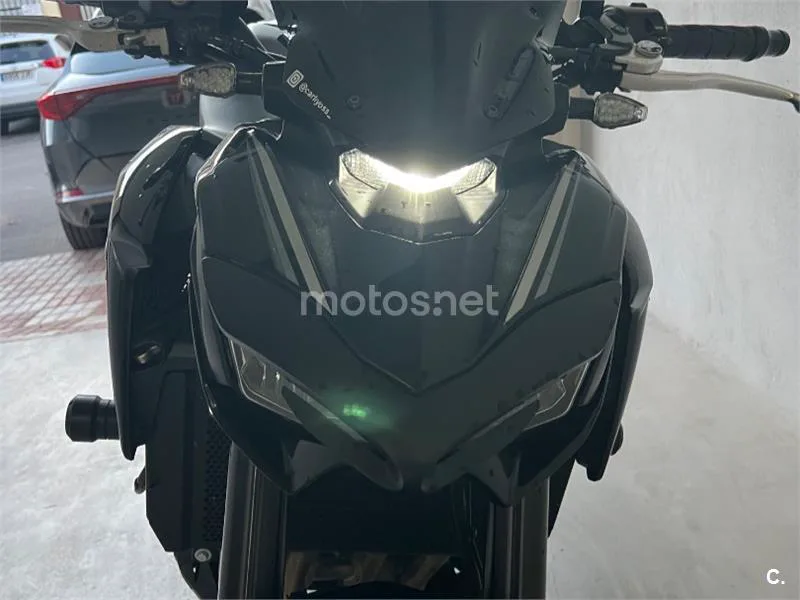 Kawasaki Z900 - Vista 6
