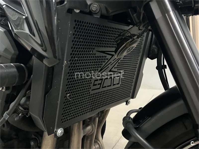 Kawasaki Z900 - Vista 7