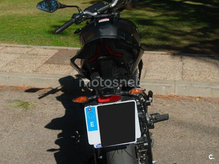 Voge 125R - Vista 7