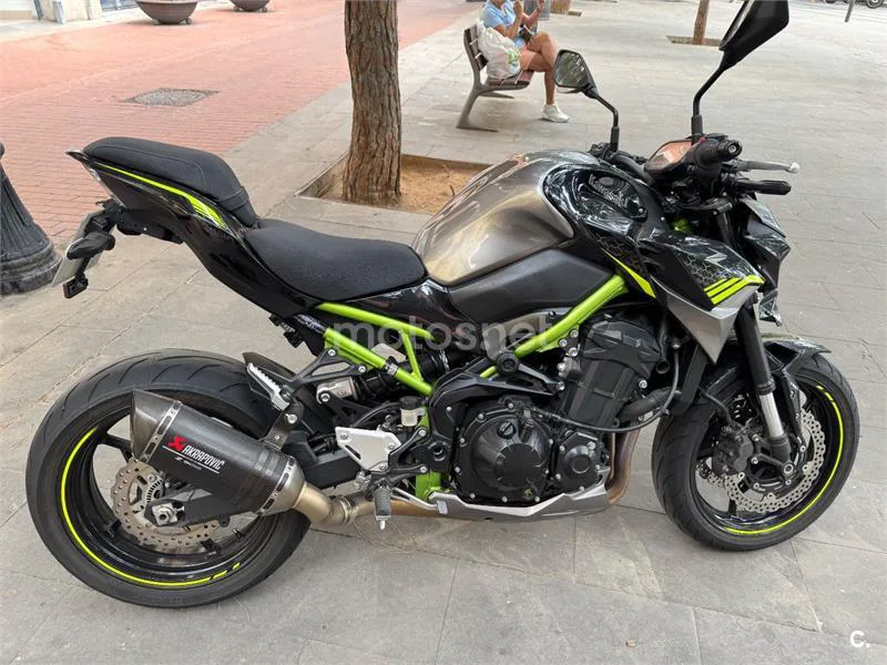 Kawasaki Z900 - Vista 4