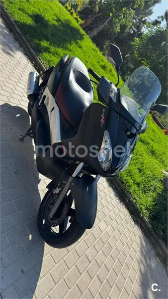 Yamaha XMAX 250 1800 € 2009 Madrid - 1