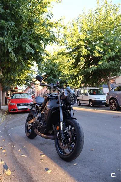 Yamaha XSR900 - Vista 5
