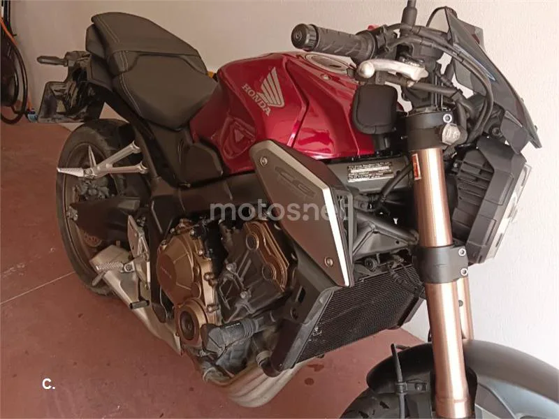 Honda CB650R - Vista 6