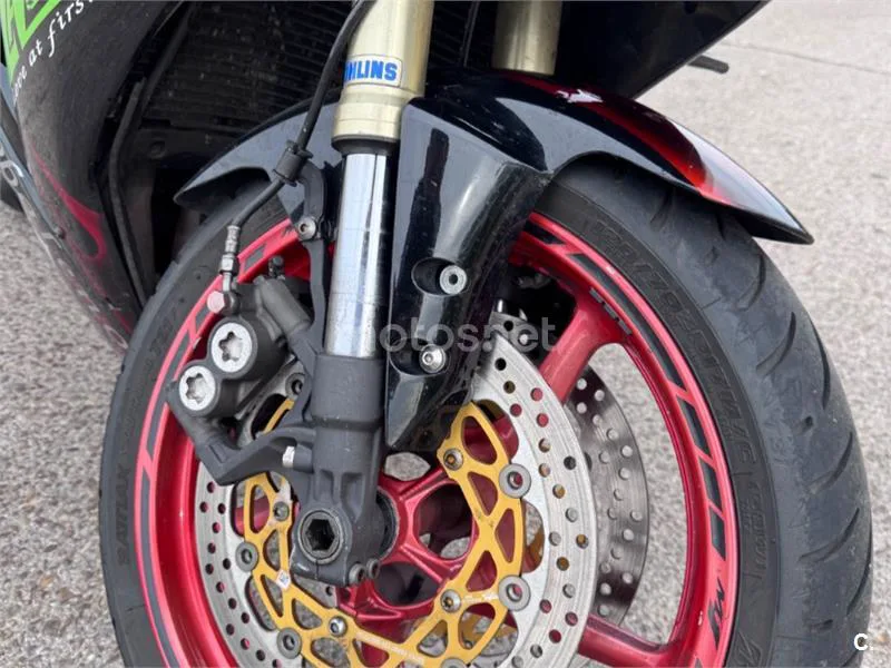 Yamaha YZF-R1 - Vista 10