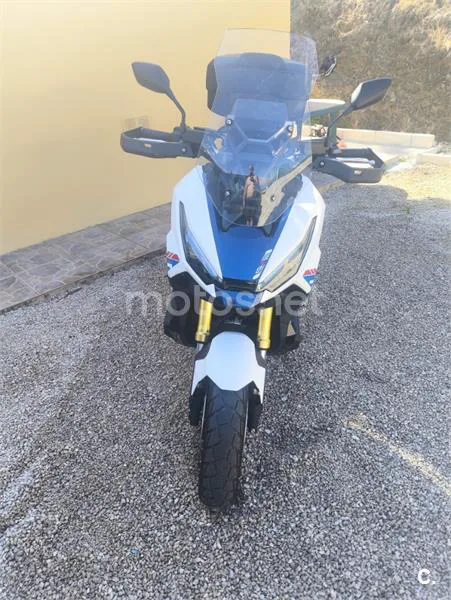 Honda X-ADV - Vista 3