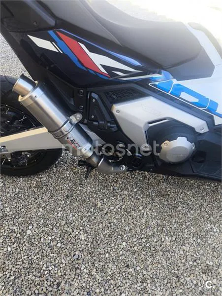 Honda X-ADV - Vista 5