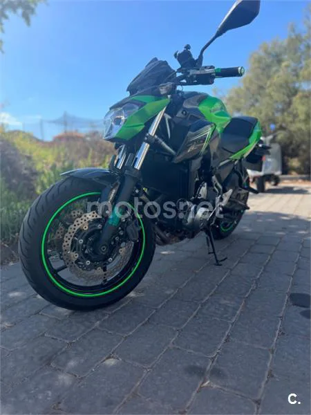 Kawasaki Ninja 650 - Vista 3