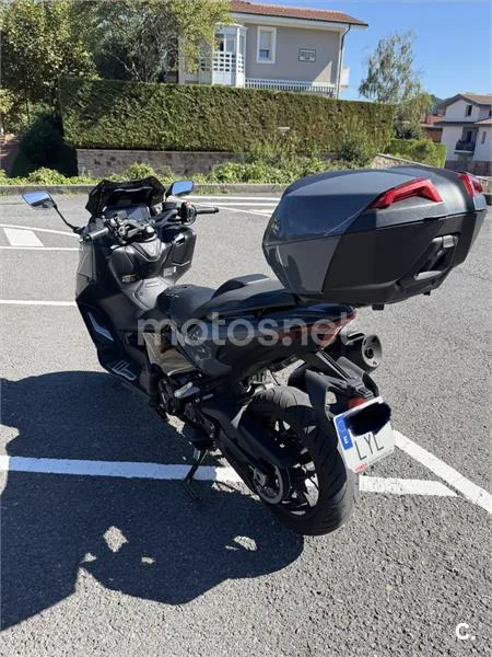 Yamaha TMAX 11.900 € 2022 Bizkaia - 2