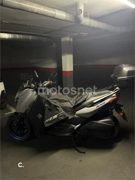 Yamaha XMAX 300 - Vista 7