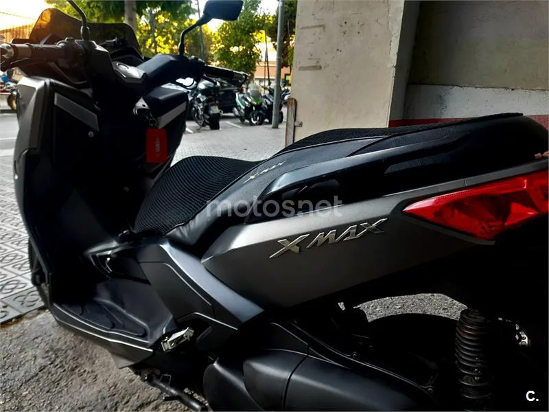 Yamaha XMAX 250 - Vista 8