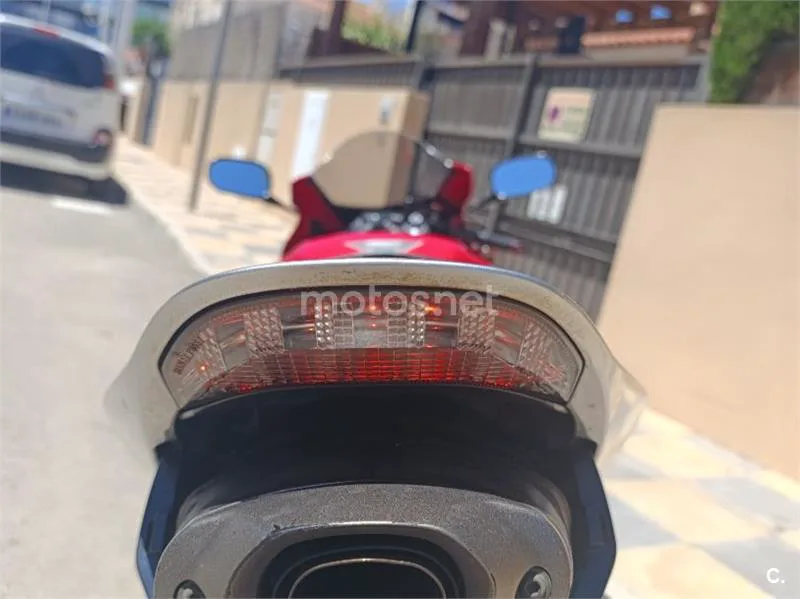 Honda CBR600RR - Vista 8