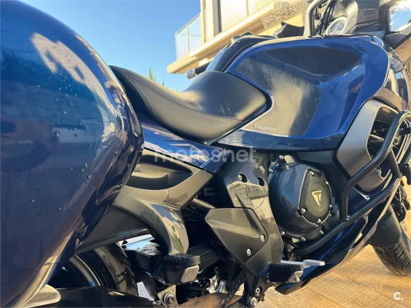 Triumph Trophy SE - Vista 22