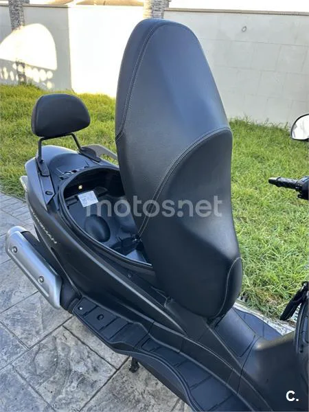 Suzuki Burgman 125 - Vista 5