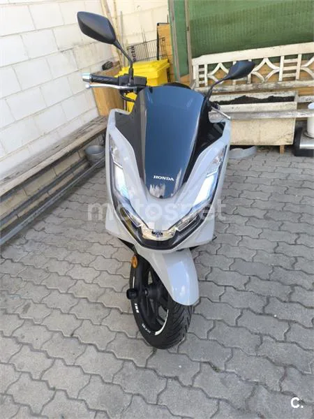 Honda PCX125 2200 € 2023 Madrid - 2