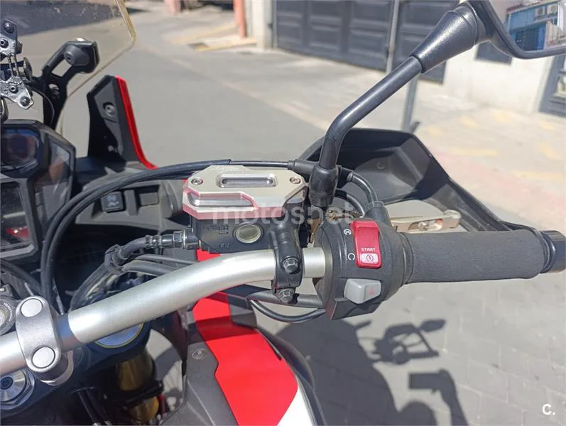 Honda CRF1000L Africa Twin - Vista 6
