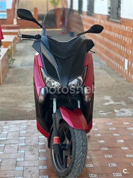 Yamaha XMAX 250 - Vista 5