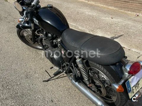 Triumph Bonneville - Vista 7