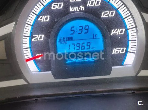 Honda PCX125 - Vista 4