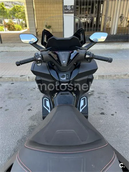 Honda Forza 125 - Vista 3