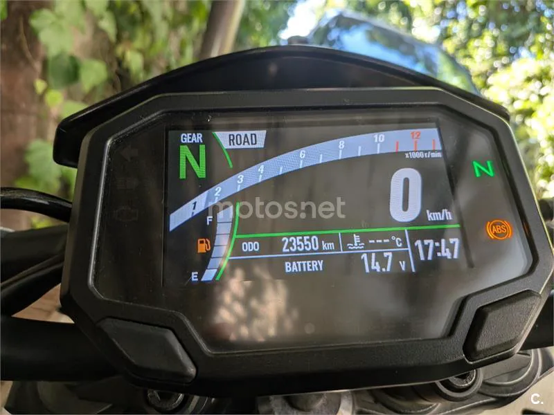 Kawasaki Z900 - Vista 7