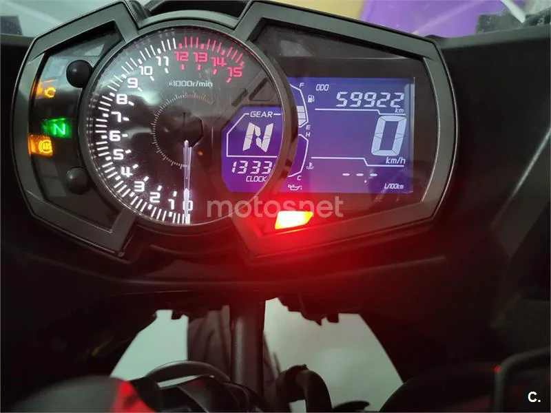 Kawasaki Ninja 400 - Vista 3