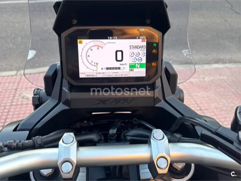 Honda X-ADV - Vista 3