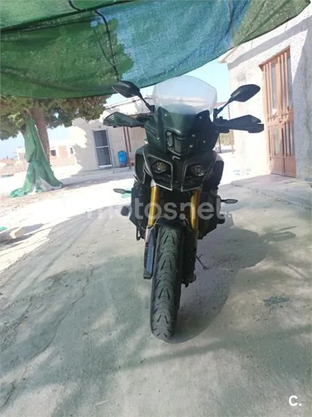 Yamaha MT-10 - Vista 4