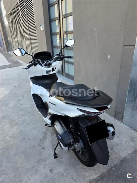 Honda PCX125 - Vista 5