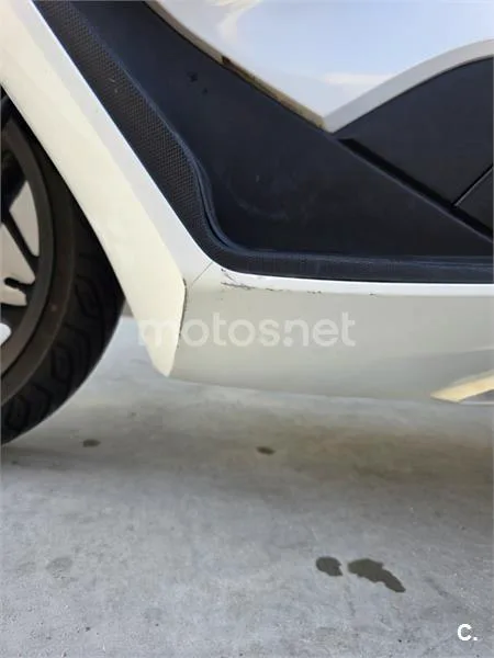 Honda PCX125 - Vista 8