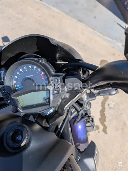 Kawasaki Vulcan S - Vista 4