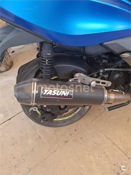 Kymco K-XCT 125i - Vista 3