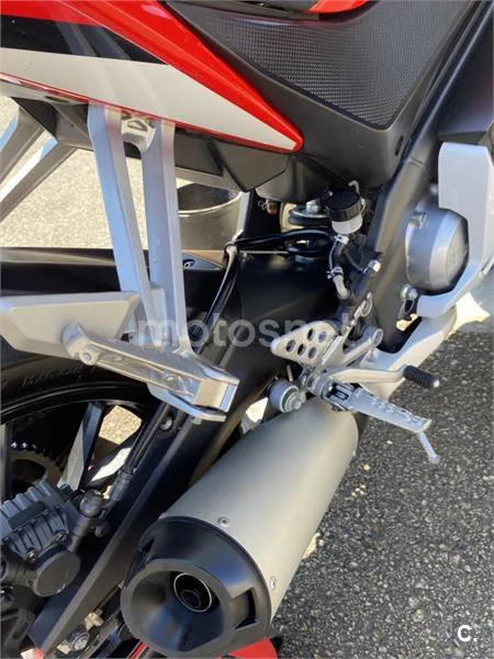 Yamaha YZF-R125 - Vista 8