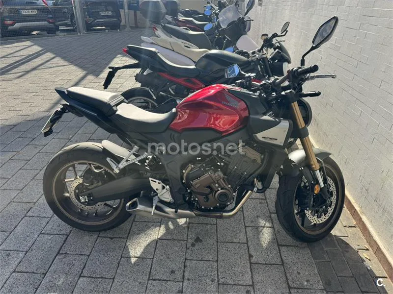 Honda CB650R - Vista 4