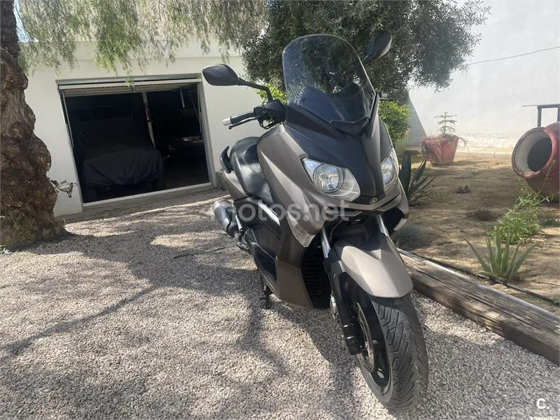 Yamaha XMAX 125 - Vista 3