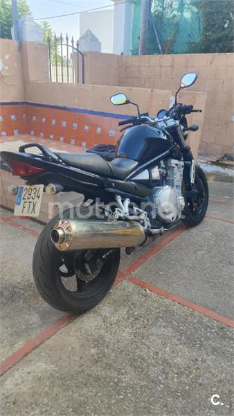 Suzuki Bandit 650 - Vista 3