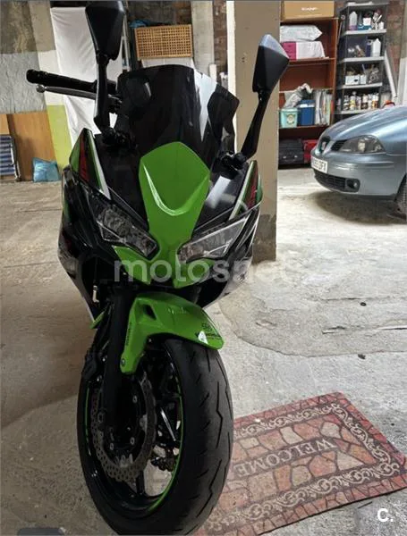 Kawasaki Ninja 650 - Vista 3