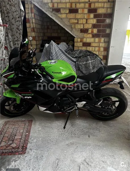 Kawasaki Ninja 650 - Vista 6