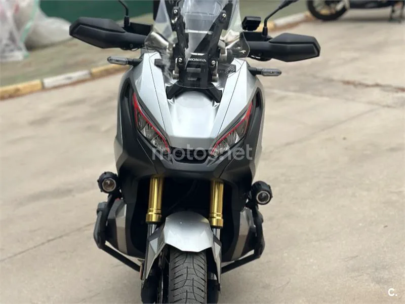 Honda X-ADV - Vista 3