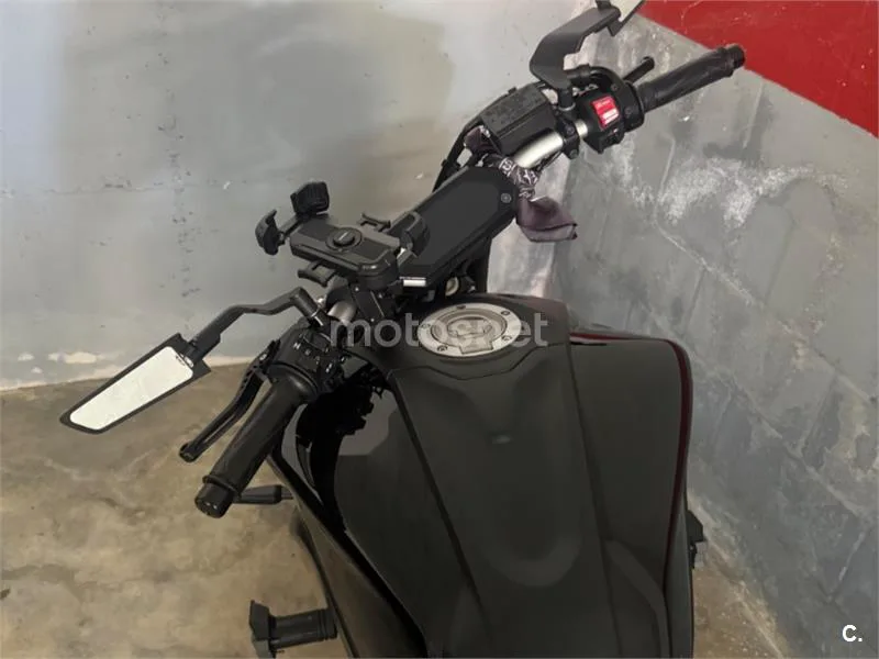 Yamaha MT-07 - Vista 4