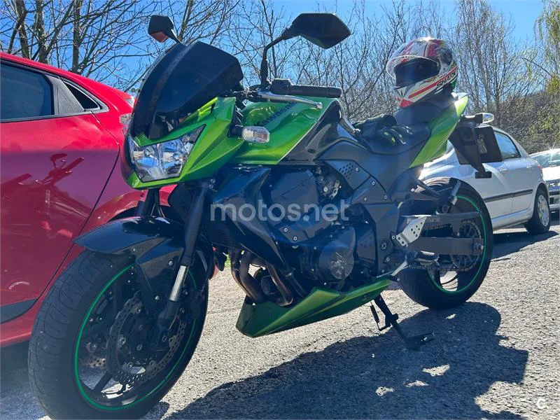 Kawasaki Z750 - Vista 4