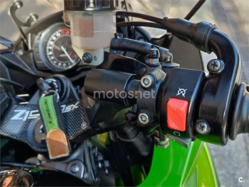 Kawasaki Z1000 SX - Vista 17